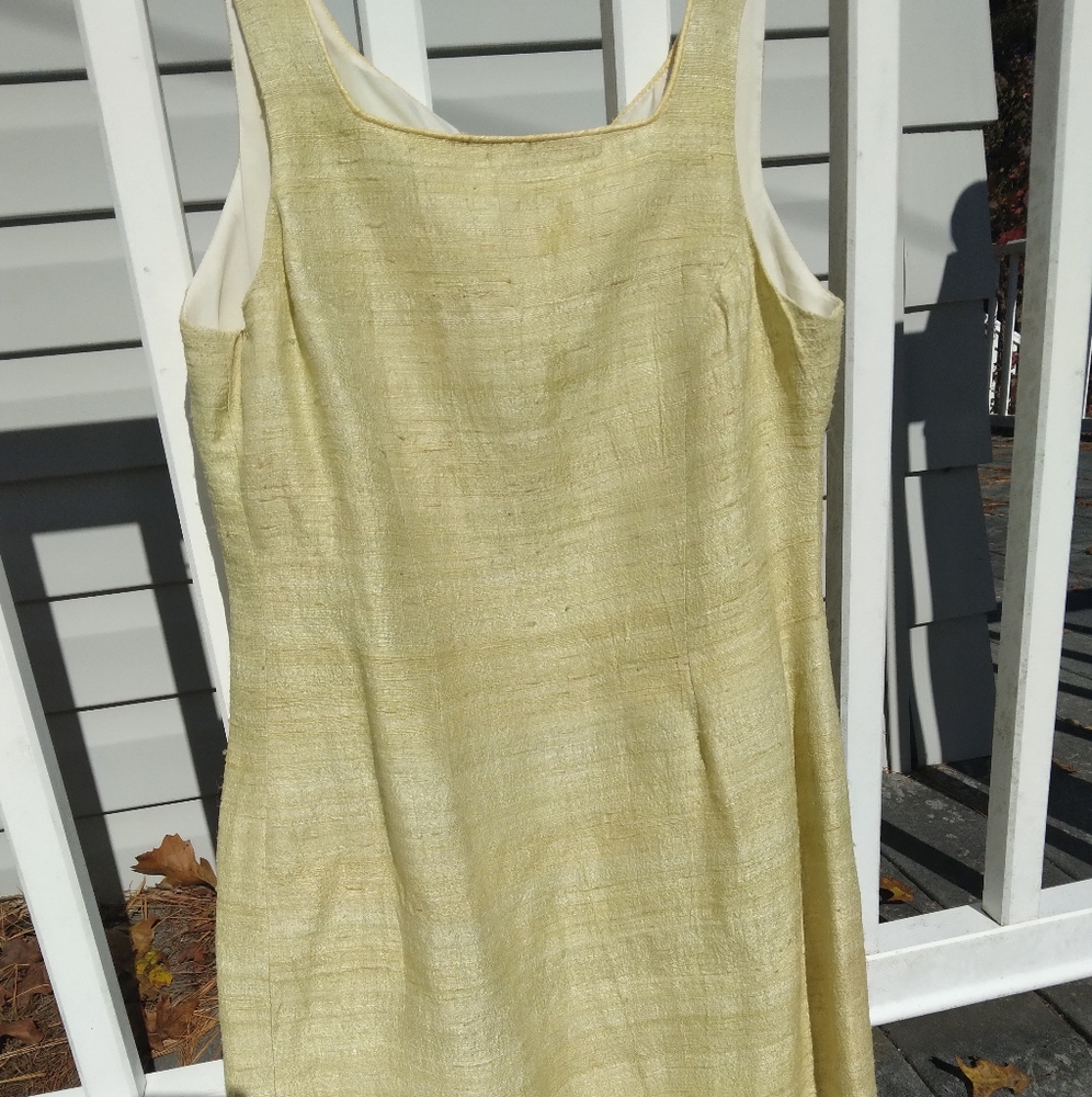 Women's dress
